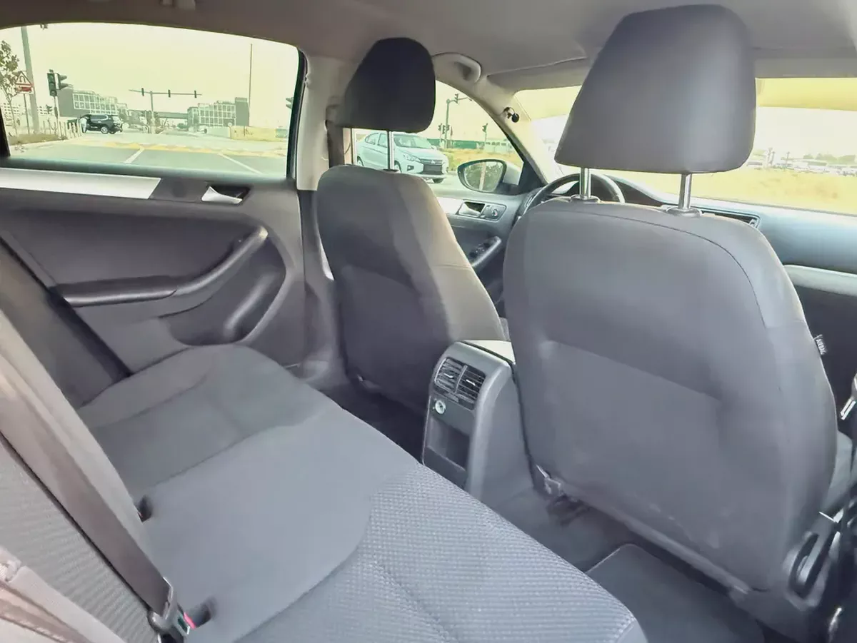 Volkswagen Jetta Comfortline 2014 | GCC Specs | Well Maintained-18-18