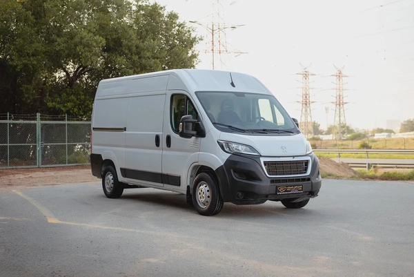 Peugeot Boxer L2H2 Delivery Van | GCC Specs | Ref#P31117