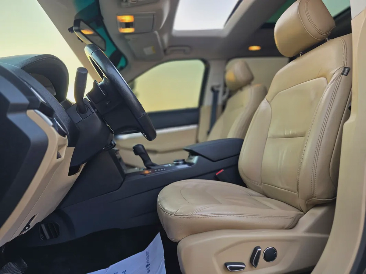 Ford Explorer Limited 2017 | GCC Specs | Low Mileage-6-6