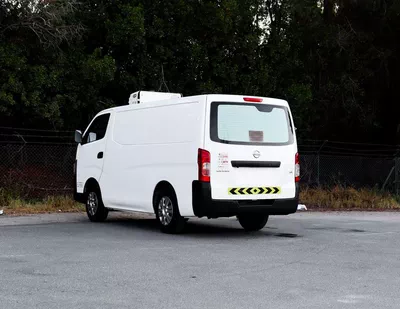 Nissan Urvan STD Nissan Urvan Van Chiller | 2.5 L | 2022 | GCC | Accident-Free | In Excellent Condition | 958 P.M-3