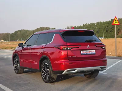 2023 Mitsubishi Outlander Black Edition GCC Specs-5