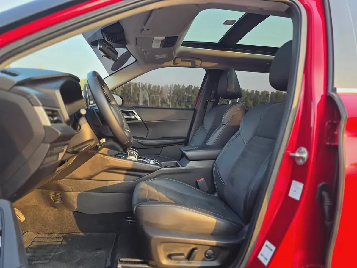 2023 Mitsubishi Outlander Black Edition GCC Specs-14-14