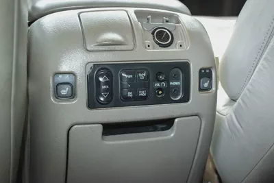 2001 - GMC YUKON XL DENALI -  JAPAN IMPORTED-15