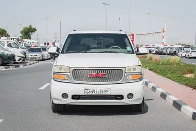 2001 - GMC YUKON XL DENALI -  JAPAN IMPORTED-2