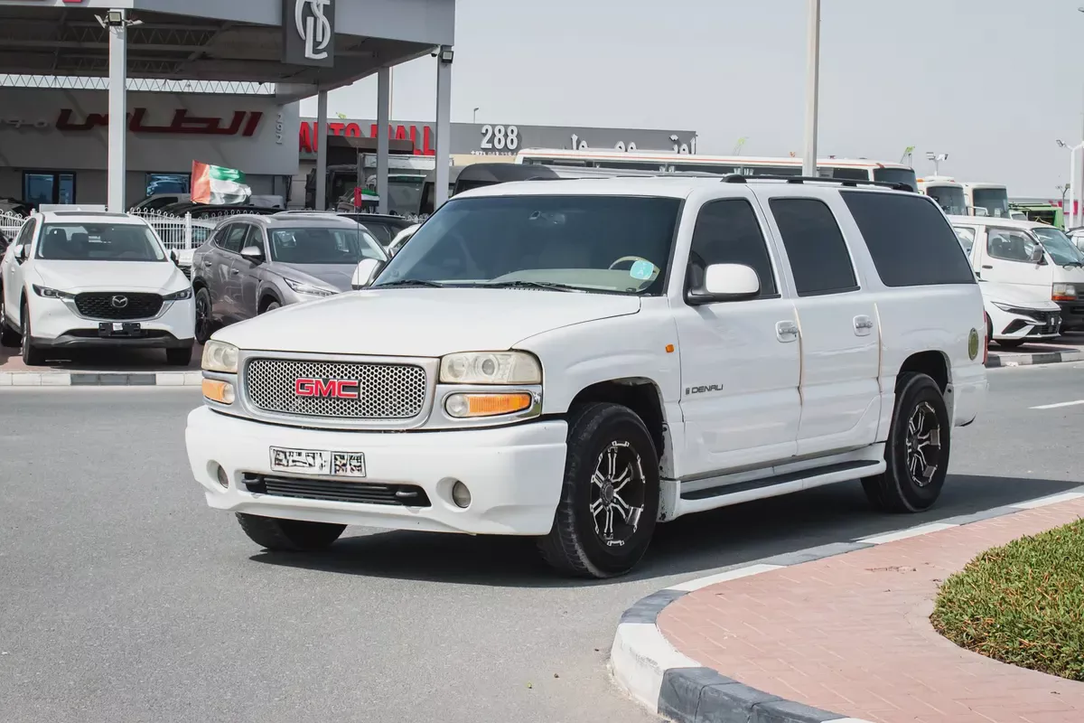 2001 - GMC YUKON XL DENALI -  JAPAN IMPORTED-1-1