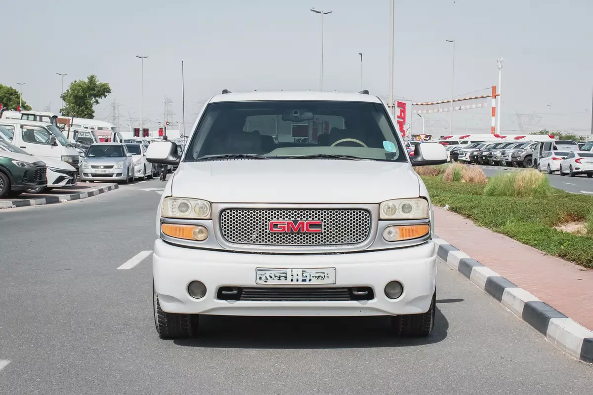 2001 - GMC YUKON XL DENALI -  JAPAN IMPORTED-2-2