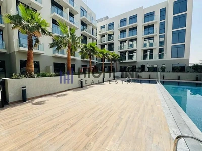 Brand New Studio | Equipped Kitchen | Park Facing-2