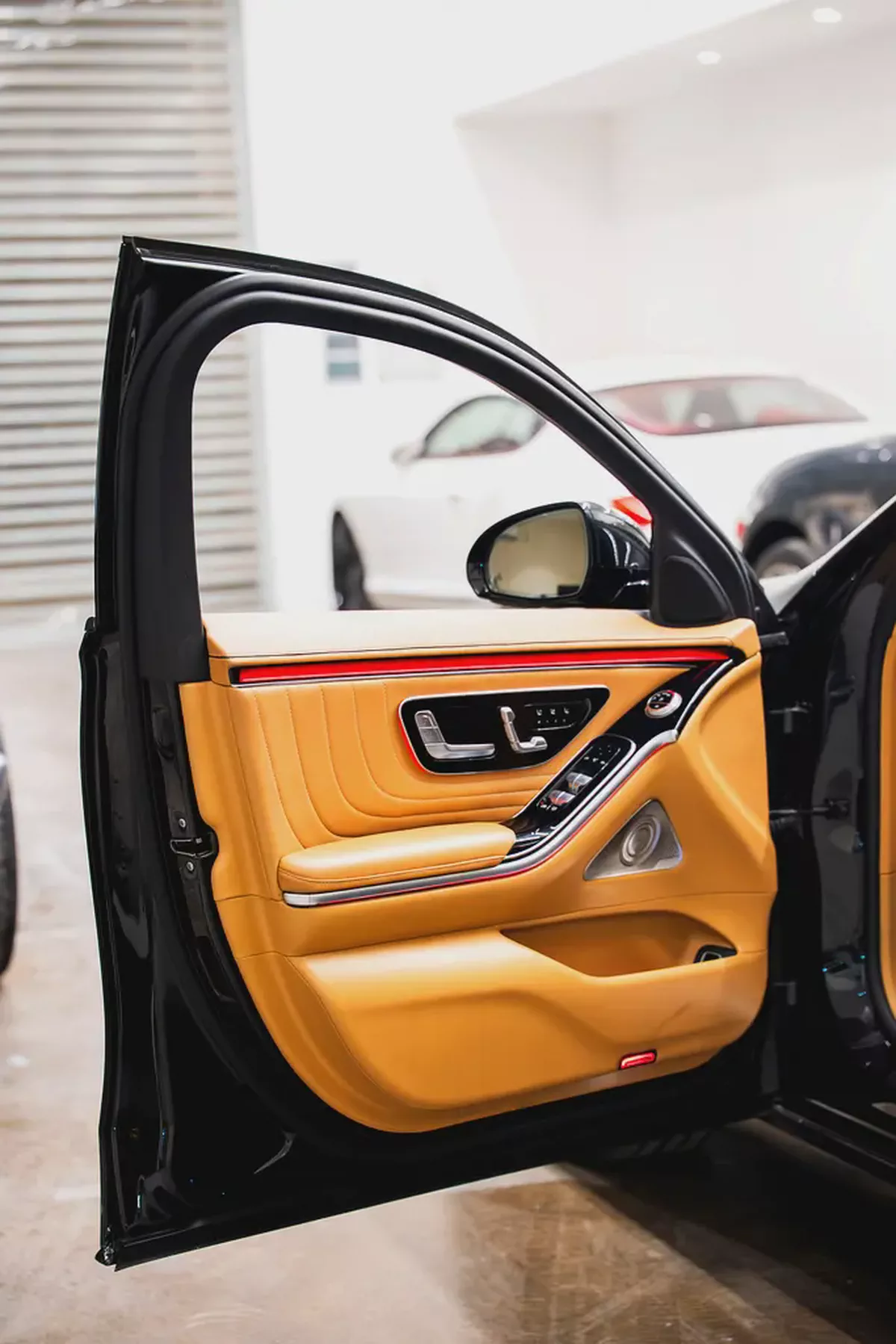 AED 4527 PM | MERCEDES S580 2021 | BRABUS KIT | WELL MAINTAINED | 1 YEAR WARRANTY-4-4
