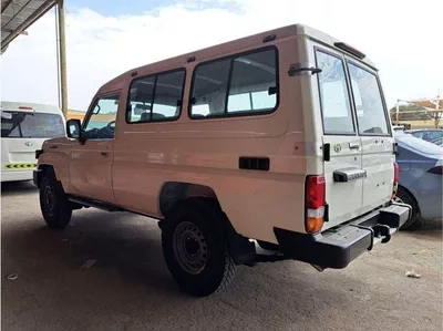 Toyota Land Cruiser 70 LC 78 HARDTOP 2.8L AT LC78 4.5L V8DIESEL 3DOOR-6