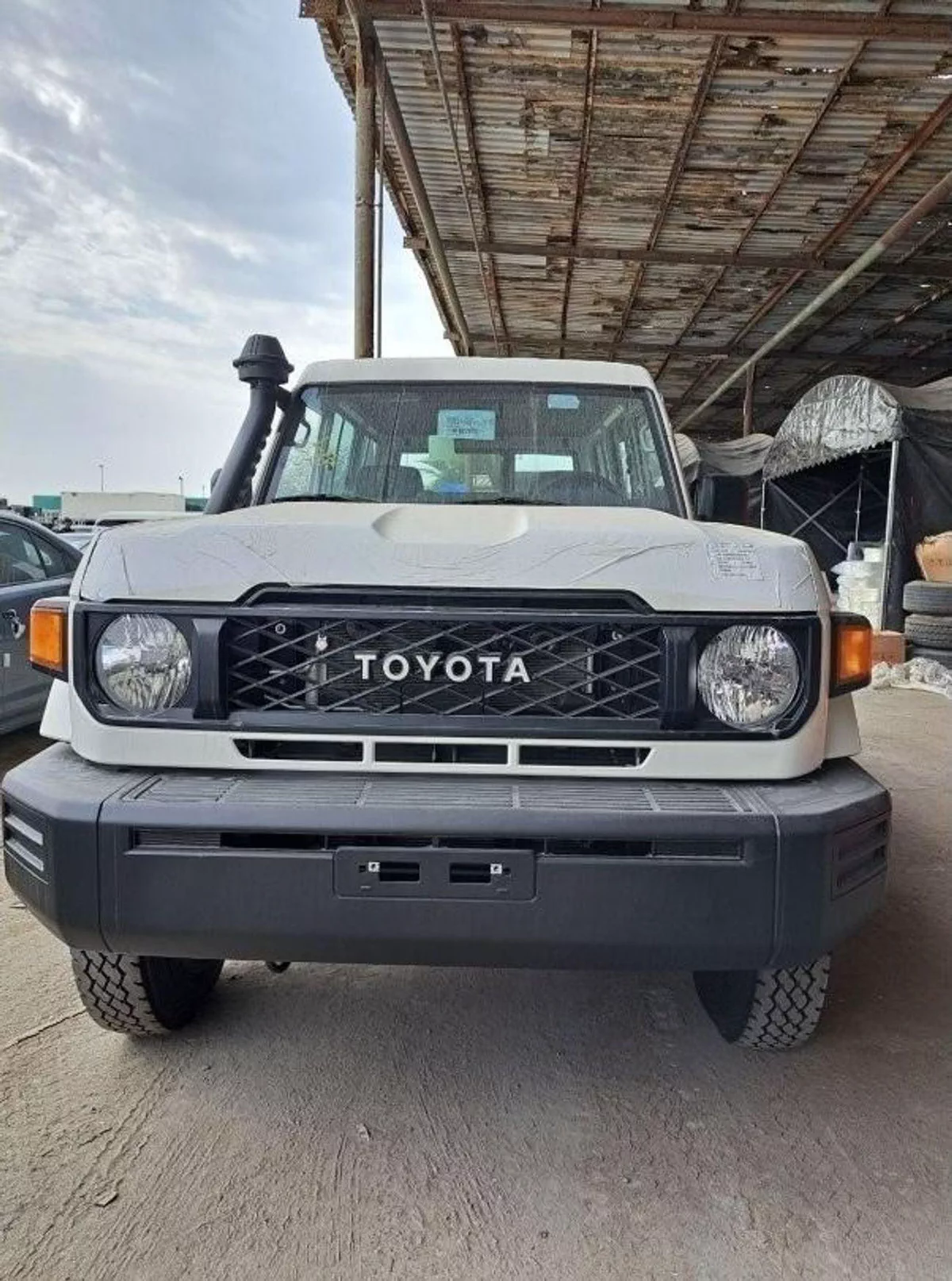Toyota Land Cruiser 70 LC 78 HARDTOP 2.8L AT LC78 4.5L V8DIESEL 3DOOR-1-0