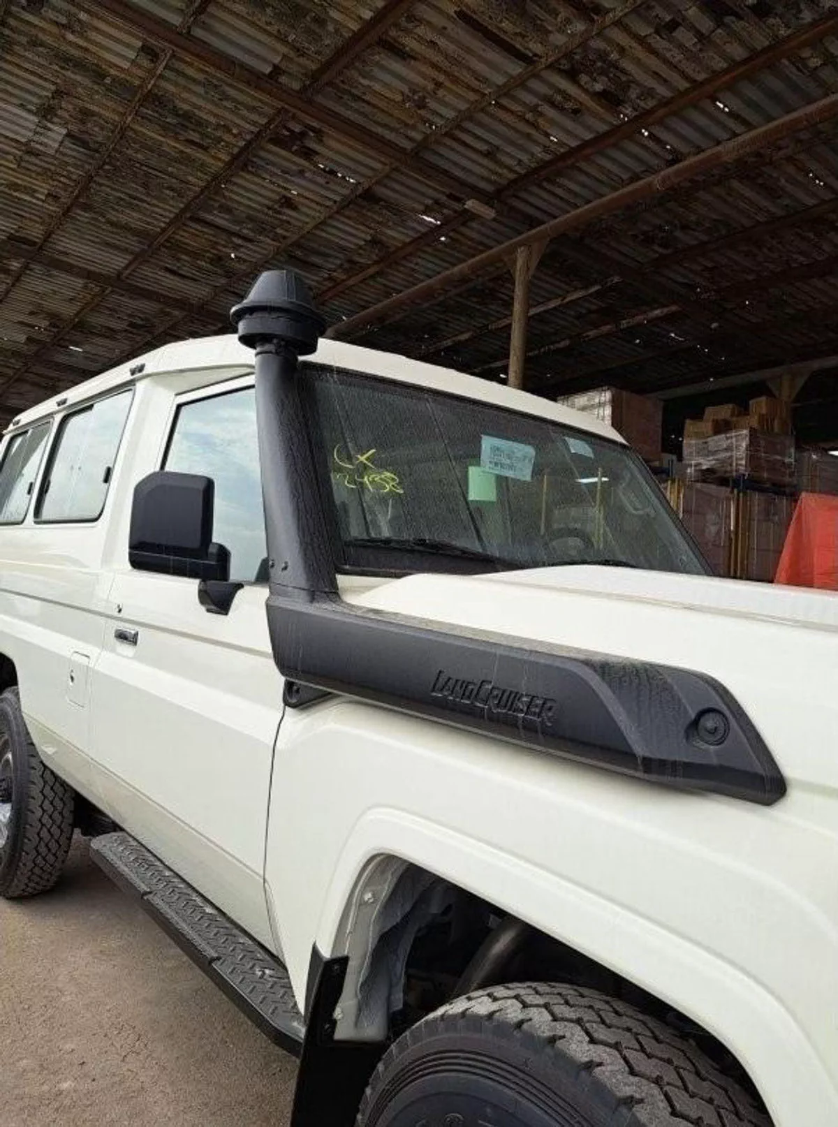 Toyota Land Cruiser 70 LC 78 HARDTOP 2.8L AT LC78 4.5L V8DIESEL 3DOOR-4-0