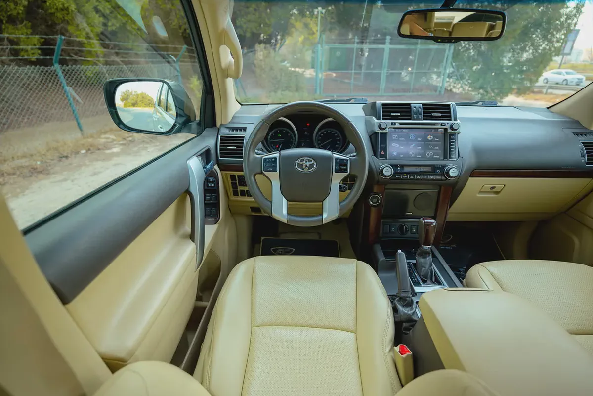 Prado VXR | GCC Specs | REF#T76510-8-8