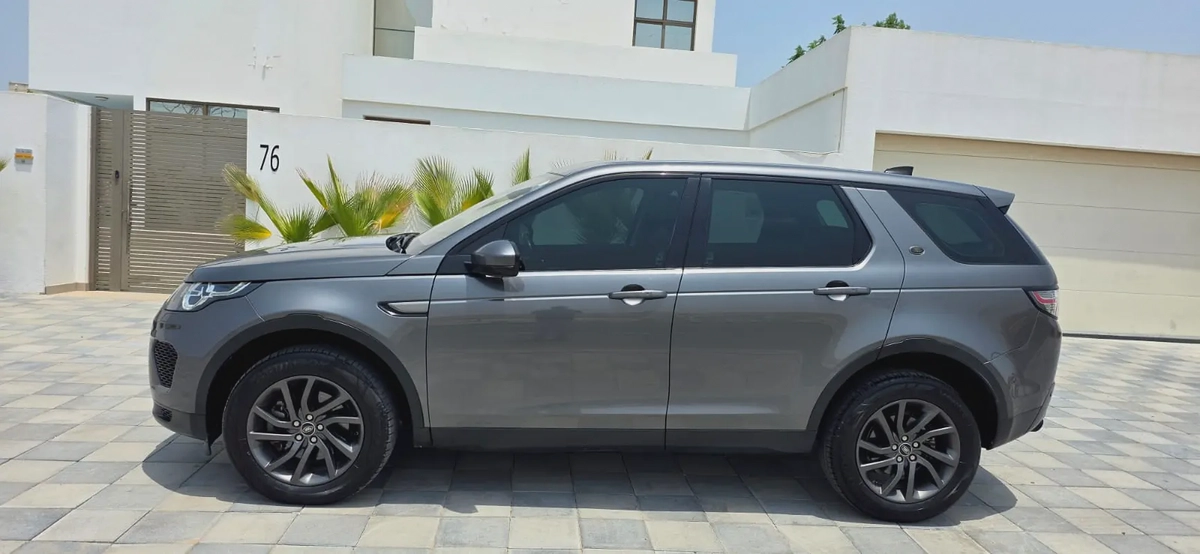2018 Land Rover Discovery Sport SE-Excellent condition-Bank Finance Available-2-2