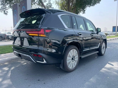 Lexus LX600 SIGNATURE-14