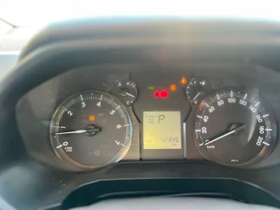 Toyota Prado TX-L 2022  Toyota Prado TXL 2.7L V4- AWD 4x4 - No Accedent -  - Rear Sensor --18