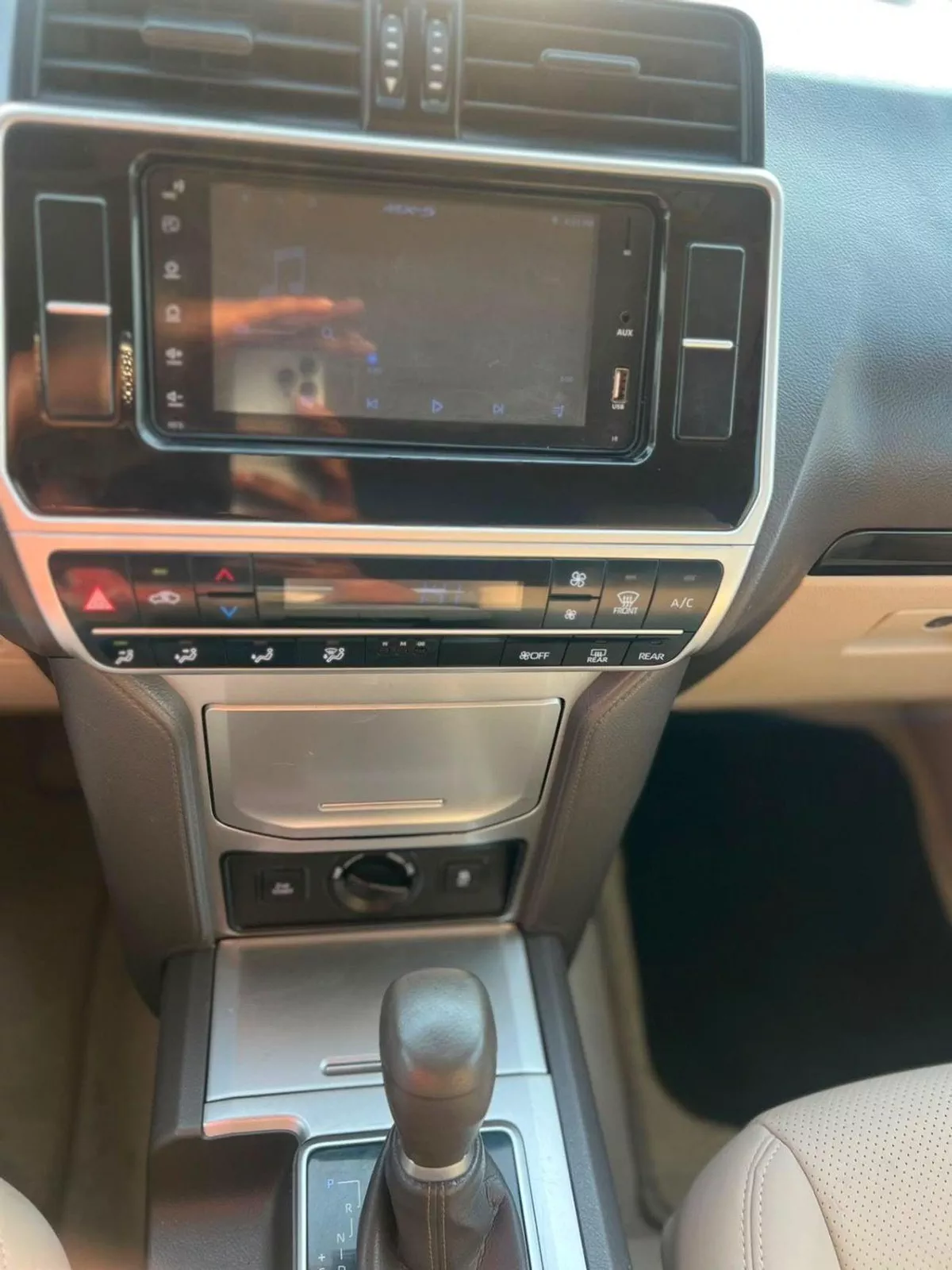 Toyota Prado TX-L 2022  Toyota Prado TXL 2.7L V4- AWD 4x4 - No Accedent -  - Rear Sensor --19-0