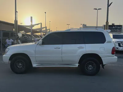 Lexus LX 470 2006 | American Specs | Well Maintained-2