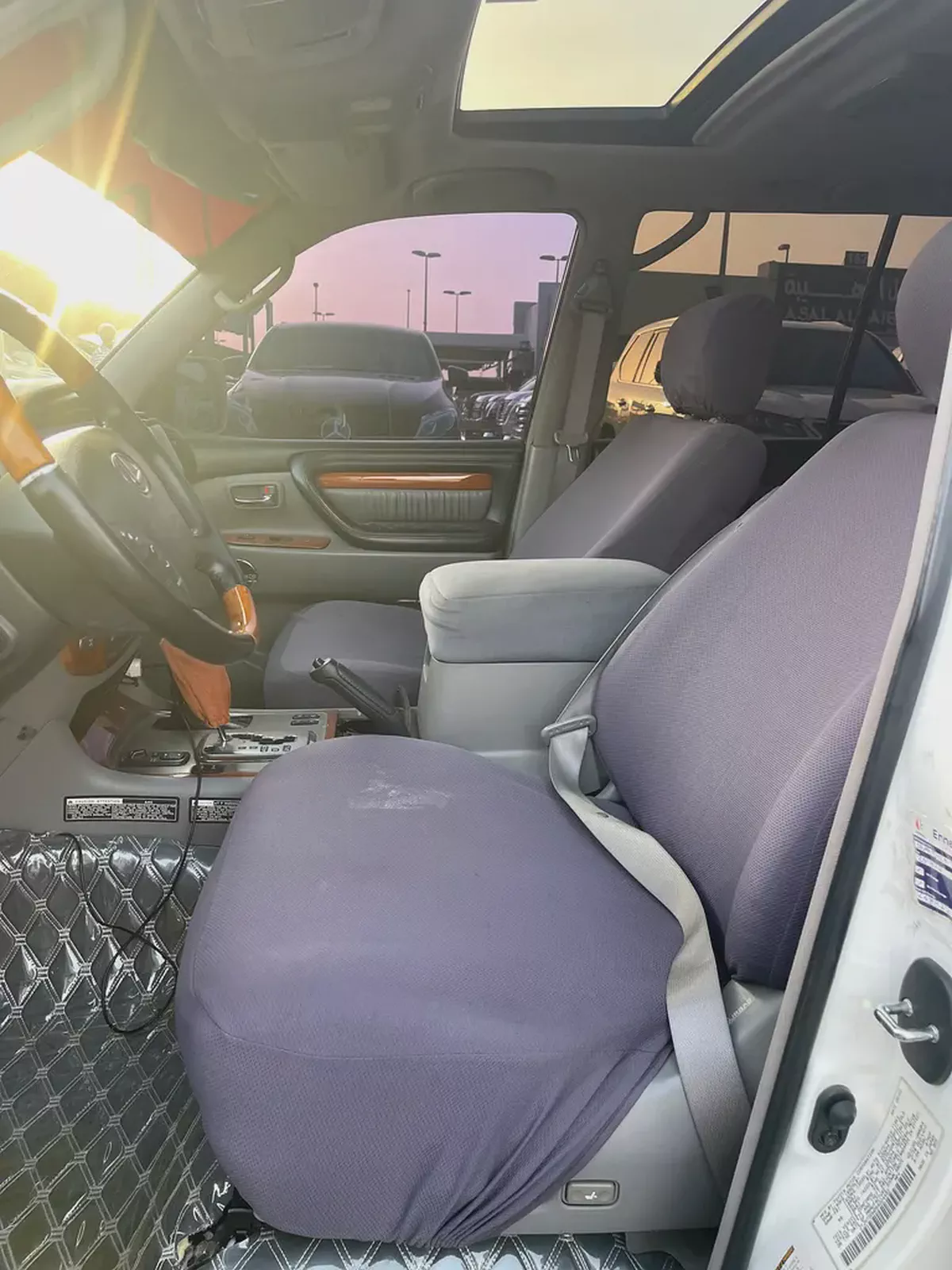 Lexus LX 470 2006 | American Specs | Well Maintained-10-10