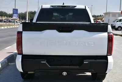 TUNDRA TRD PRO HYBRID 4.W.D. 2024 | WHITE-7