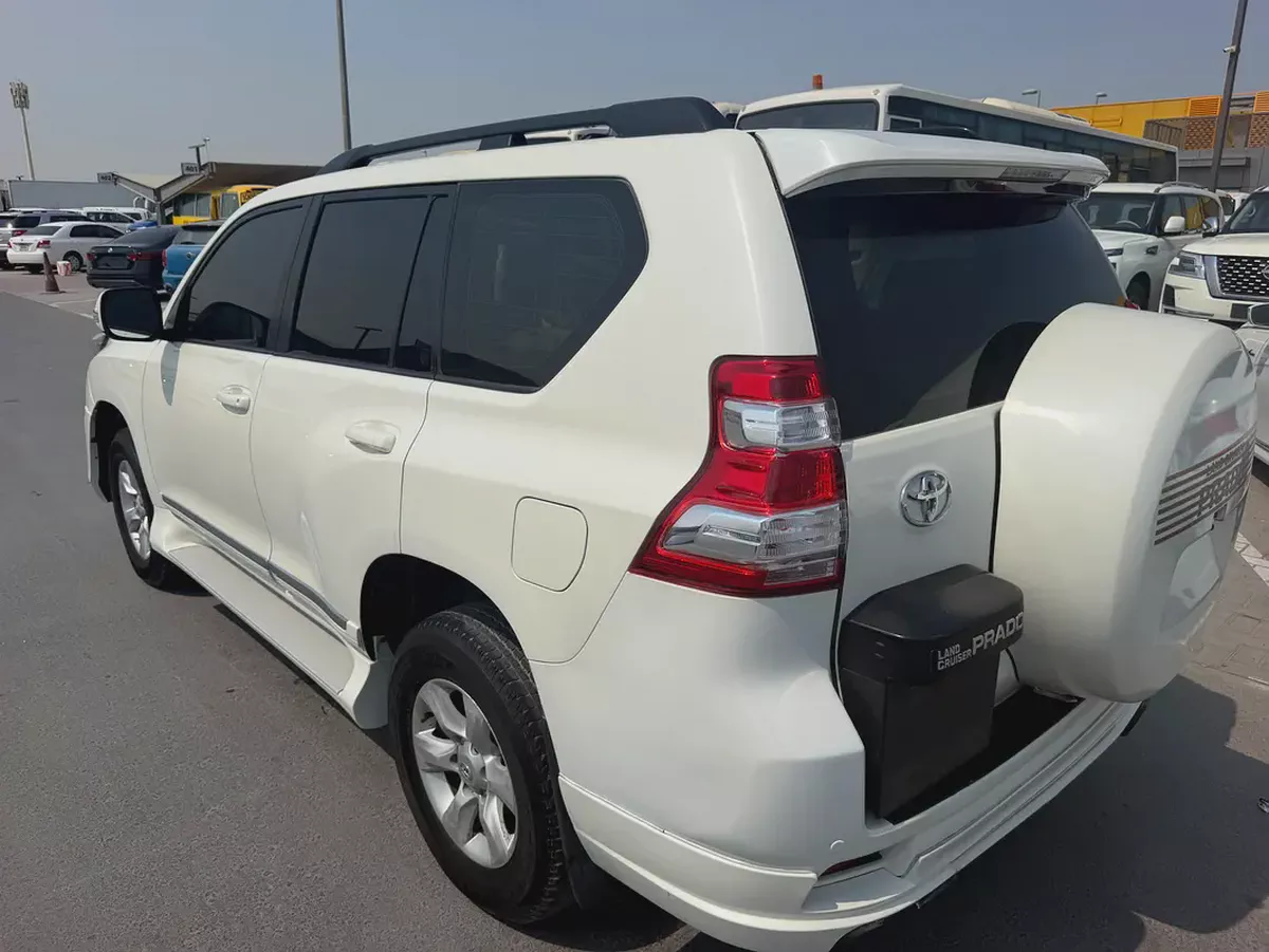 Toyota Prado Limited 2013 look 2017GCC Specs in Excellent Condition-9-9