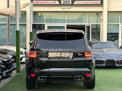 RANGE ROVER SPORT SVR GCC 2018 ORIGINAL PAINT PERFECT CONDITION-6