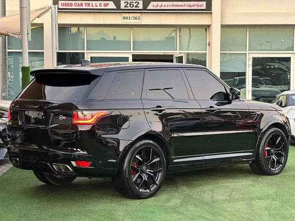 RANGE ROVER SPORT SVR GCC 2018 ORIGINAL PAINT PERFECT CONDITION
