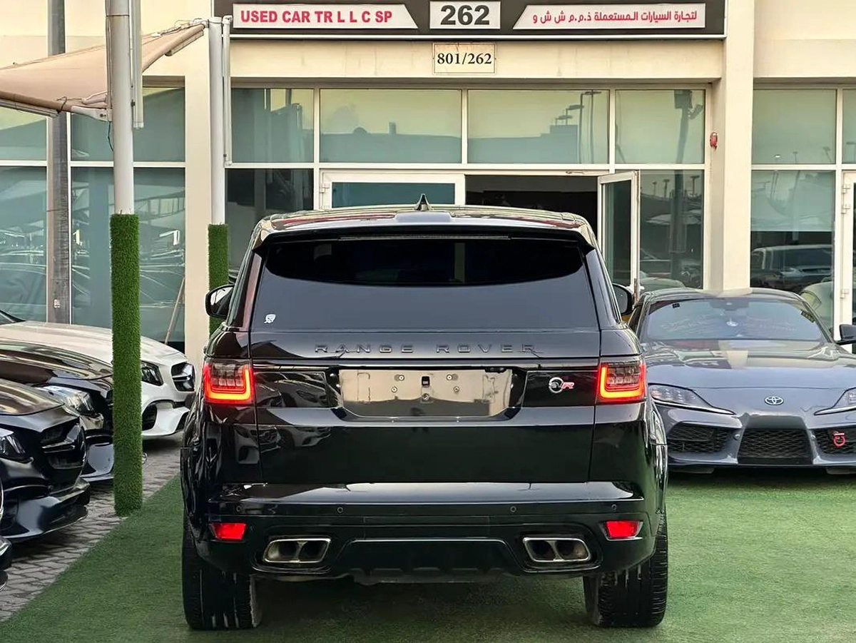 RANGE ROVER SPORT SVR GCC 2018 ORIGINAL PAINT PERFECT CONDITION-6-6