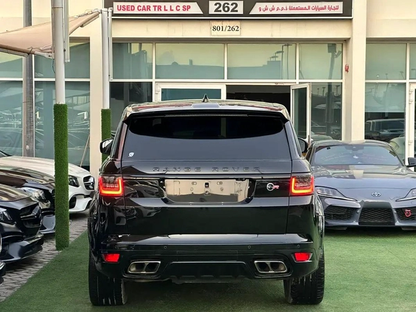 RANGE ROVER SPORT SVR GCC 2018 ORIGINAL PAINT PERFECT CONDITION