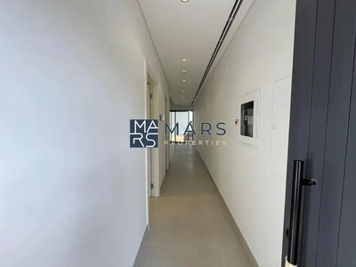 Corner Unit-Bigger Size-Green Community-Luxurious-5