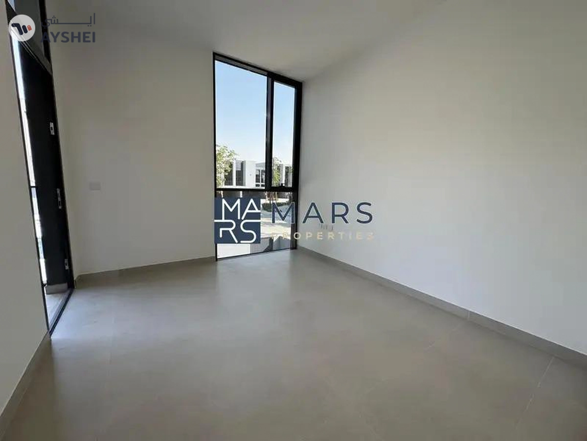 Corner Unit-Bigger Size-Green Community-Luxurious-12-12