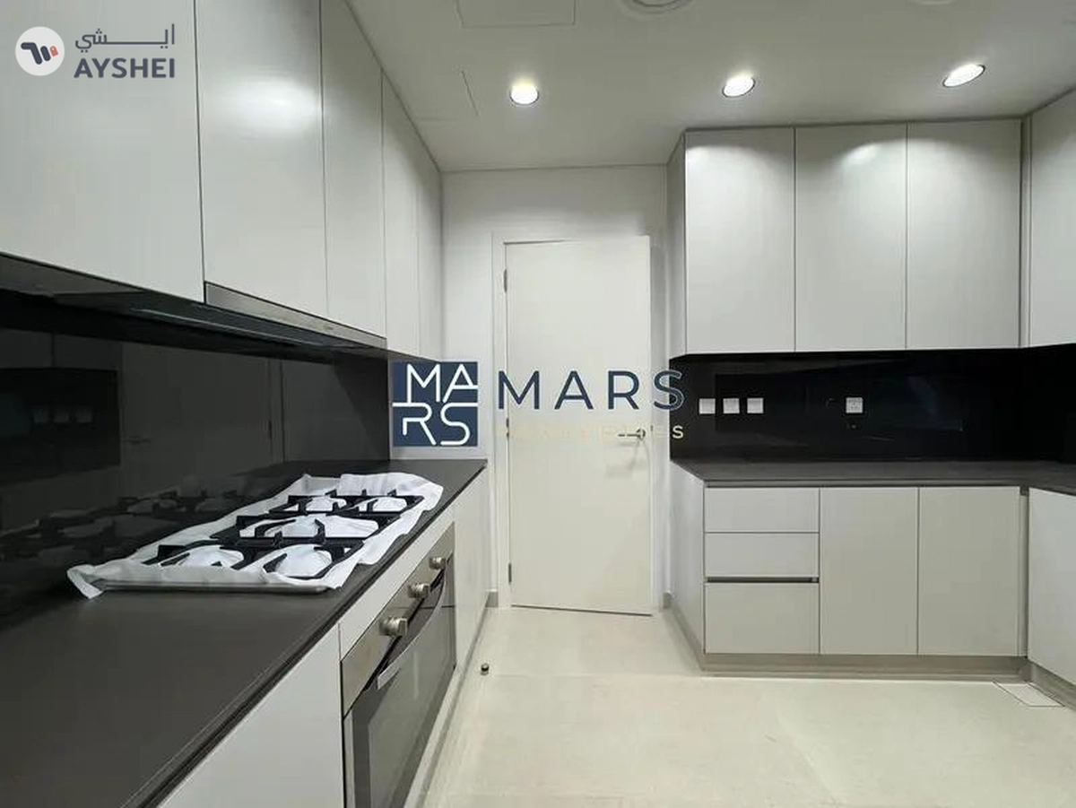 Corner Unit-Bigger Size-Green Community-Luxurious-6-6