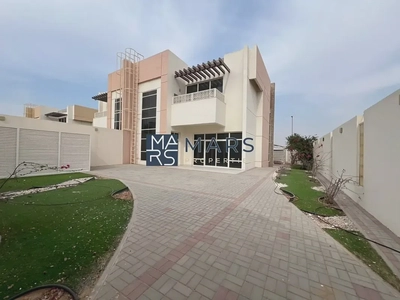Luxury Living l American Style Villa l For Rent-0