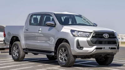 Toyota Hilux MED OPTION HILUX 2.4L AT-2