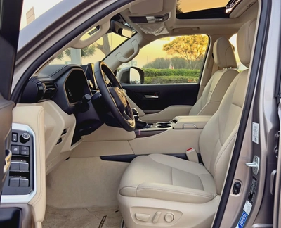 2025 Toyota Land Cruiser GXR 4.0 V6, Dealer Warranty, GCC Specifications-8