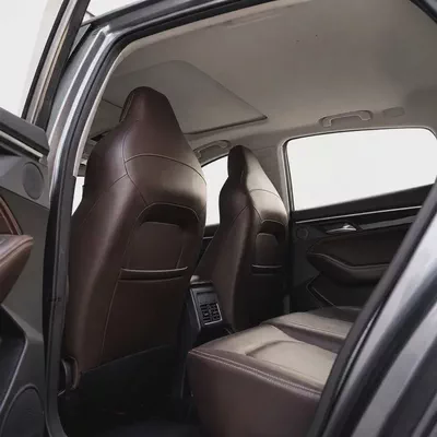 AED 669 P.M • 0% Downpayment • JAC J7 • 1 Year Warranty-9
