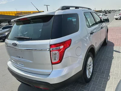 ford Explorer 2013 silver color GCC calen car-4