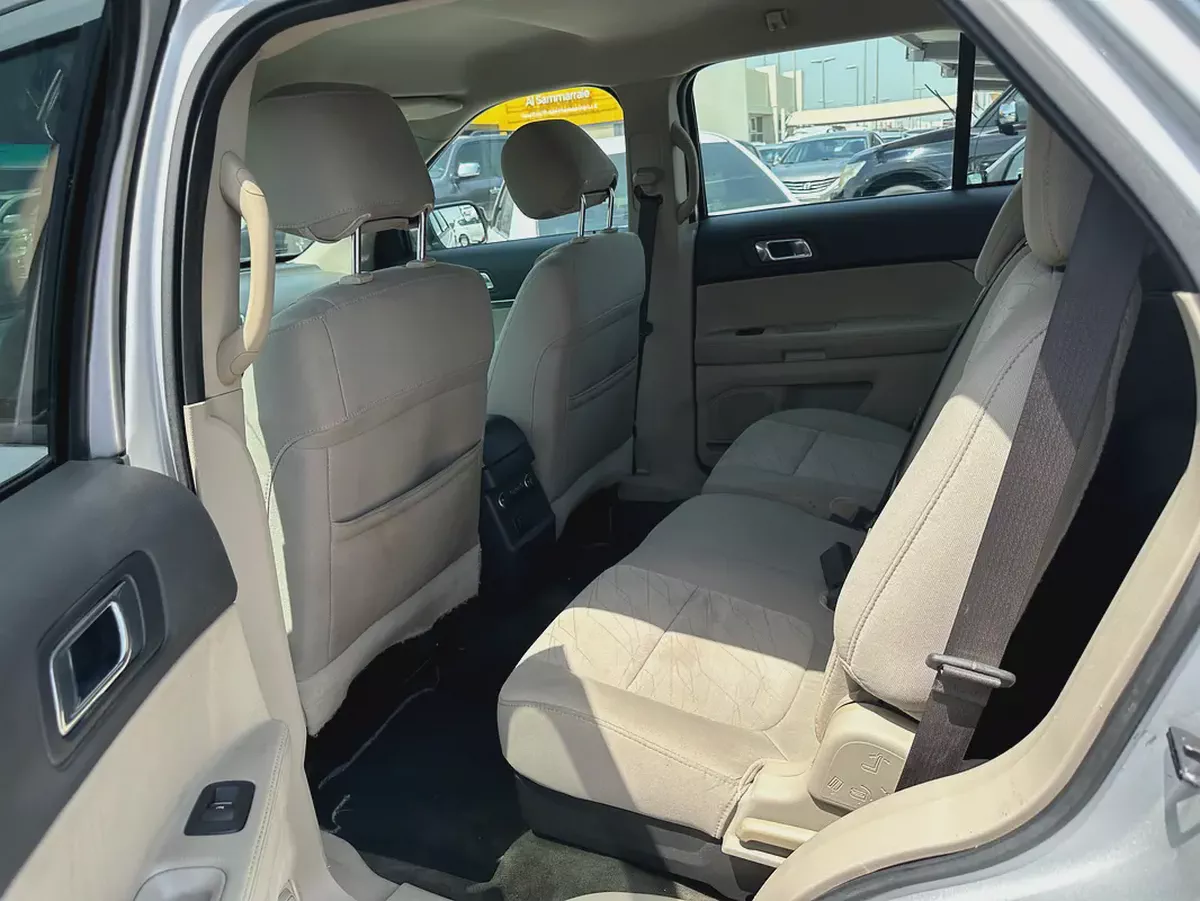 ford Explorer 2013 silver color GCC calen car-5-5