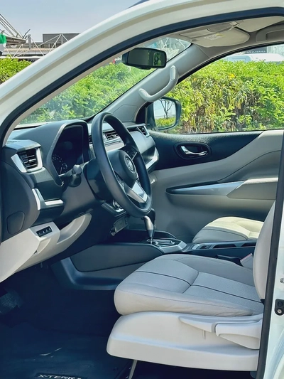 1270/- AED EMI 7-Seater 2023 Nissan Xterra Titanium 2.5L PUSH START || GCC Specs - Well Maintained-3