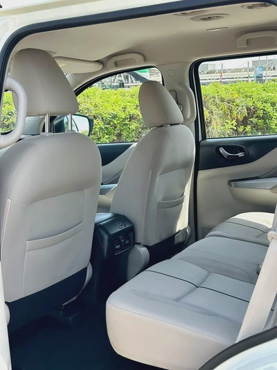 1270/- AED EMI 7-Seater 2023 Nissan Xterra Titanium 2.5L PUSH START || GCC Specs - Well Maintained-18