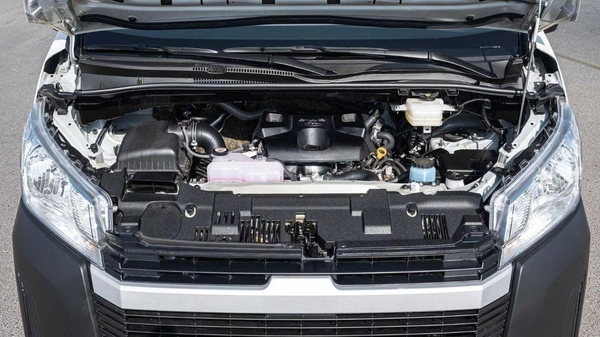 Toyota Hiace STD 3.5D MT CARGO MY2025