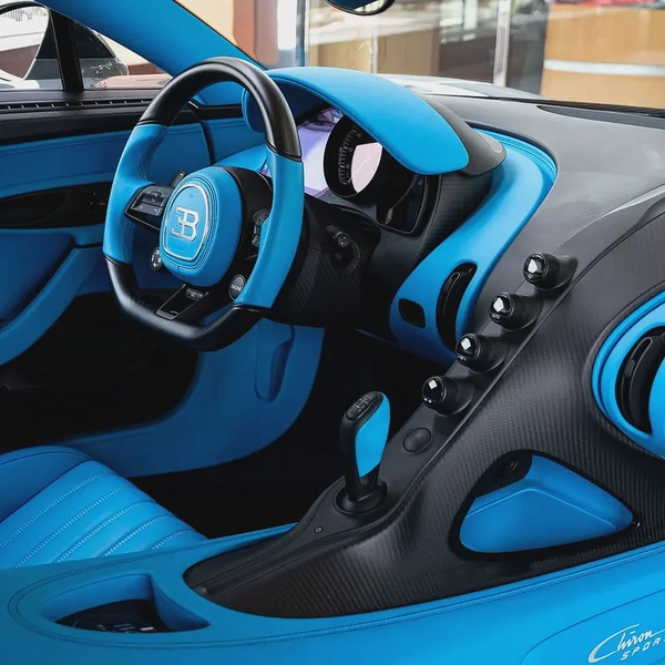 2019 BUGATTI CHIRON SPORT ( 110 Anniversary Edition) (1000KM) ( 4 years Warranty+Service Contract)