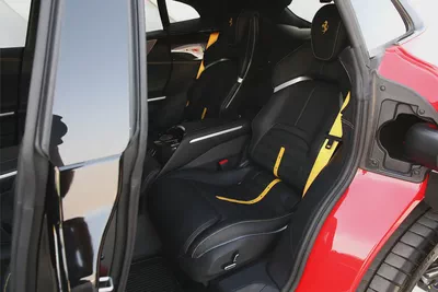 FERRARI PUROSANGUE 2024 - CARBON EDITION - FULLY LOADED - SERVICE CONTRACT -AMAZING CONDITION-16