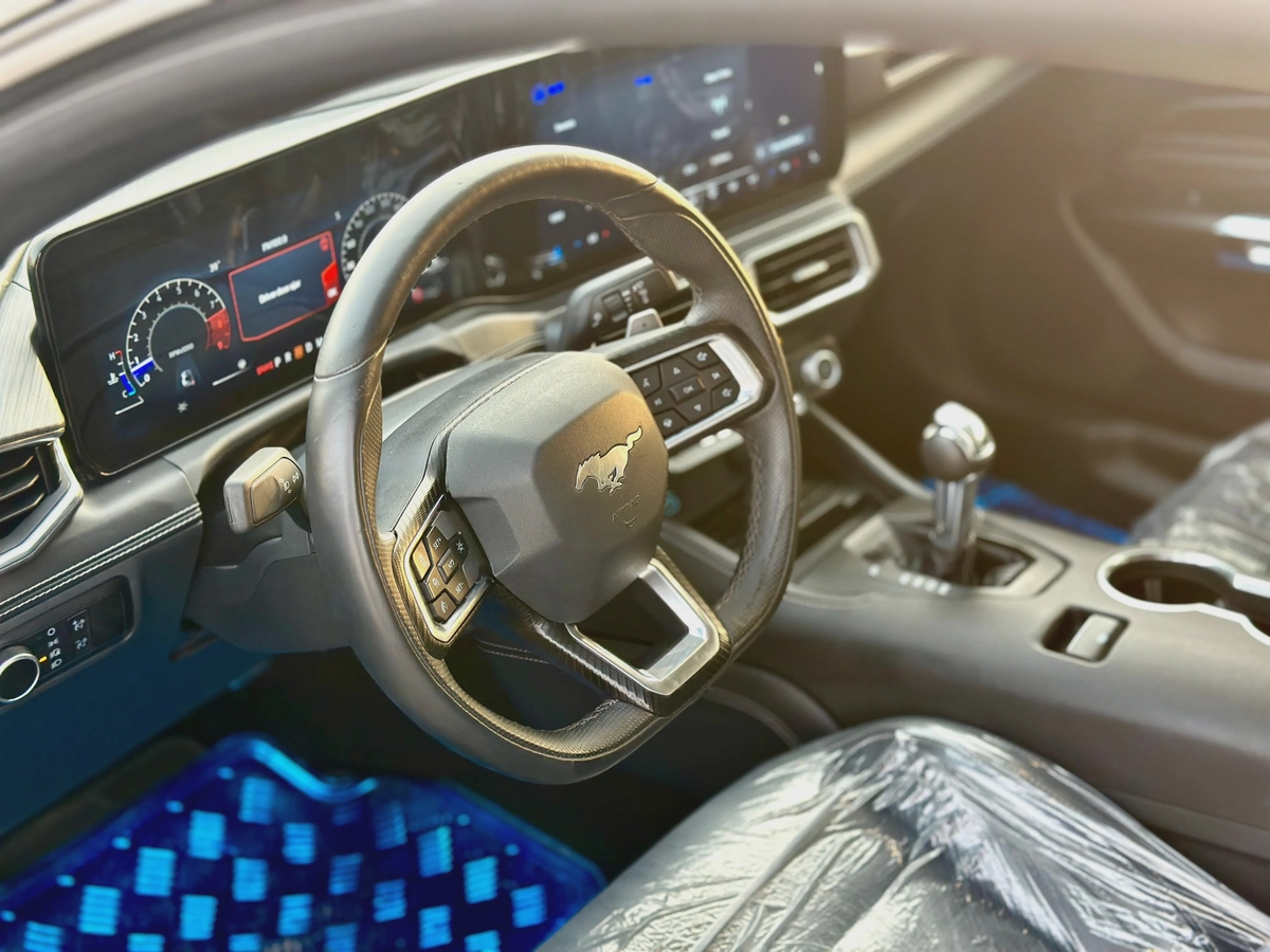 2024 Ford Mustang GT-2-2