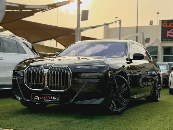 BMW 740i Master Class xDrive GCC Space Under warranty