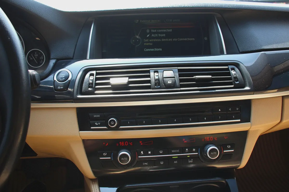2015 BMW 535i GCC M-Kit (M5 Kit) Credit card payment accepted!-13-13