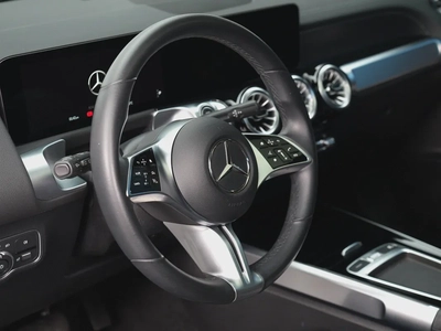 2023 Mercedes-Benz GLB 200 - LOW MILEAGE | PERFECT CONDITION-11