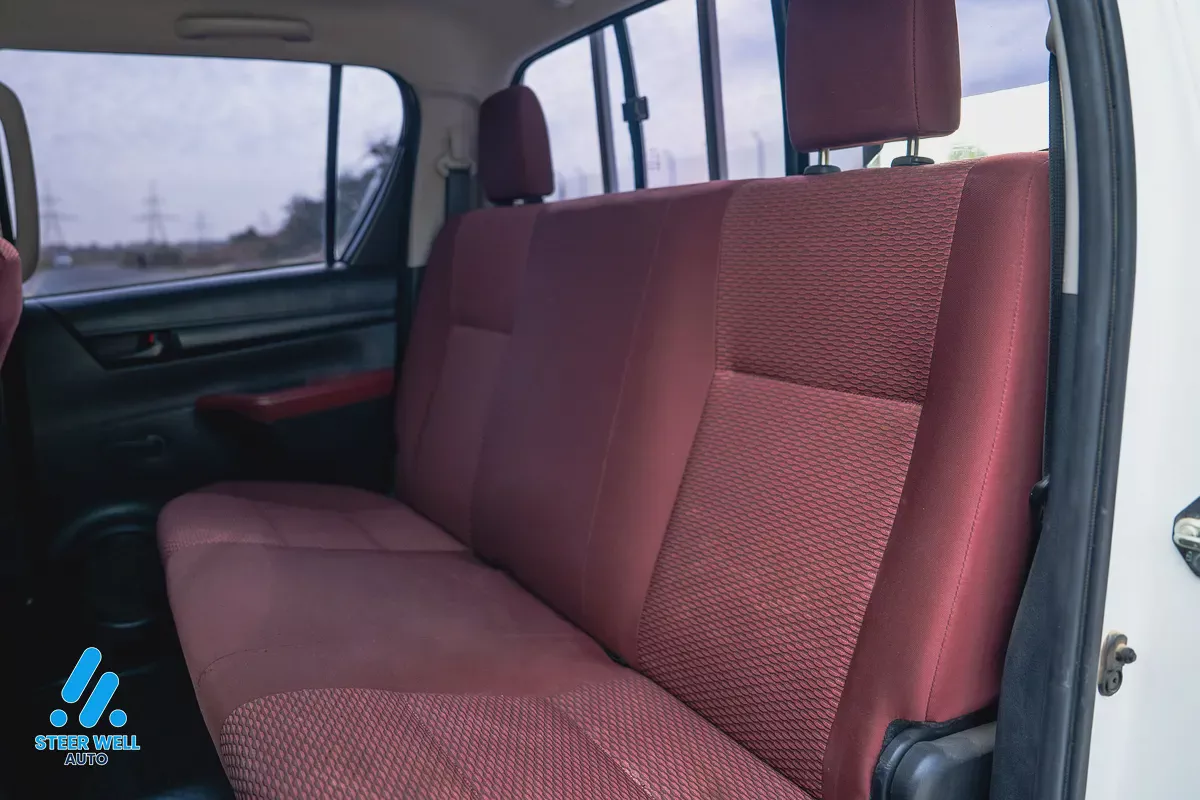 2022 Toyota Hilux GL 2.7L Automatic – GCC Specs Dual Cabin  Four Wheel Drive-15-15