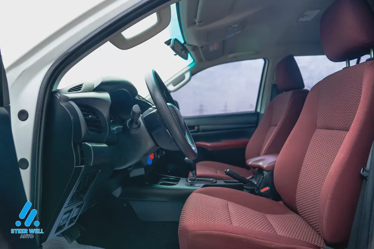 2022 Toyota Hilux GL 2.7L Automatic – GCC Specs Dual Cabin  Four Wheel Drive-8-8