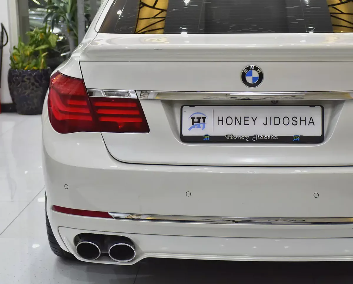 EXCELLENT DEAL for our BMW 730Li ( 2015 Model ) in White Color GCC Specs-6-6