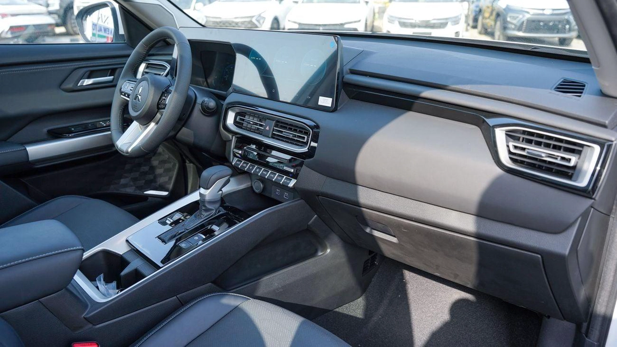 Mitsubishi Destinator Brand New 2026 Mitsubishi Destinator Premium (N-DEST-PREM-P-26) 1.5L 7-Seater SUV GCC – Export Only-12-12
